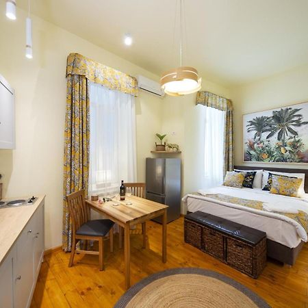 Rainforest Studio Downtown By Pretty Apartments Boekarest Buitenkant foto